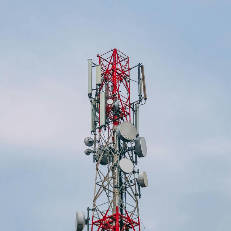 Diseño, Provisión, Montaje y Desmontaje de Estructuras de Telecomunicaciones